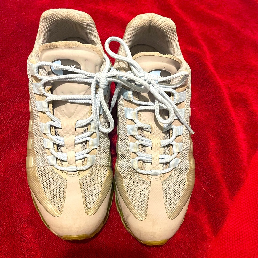 Nike Beige White Athletic Sneakers